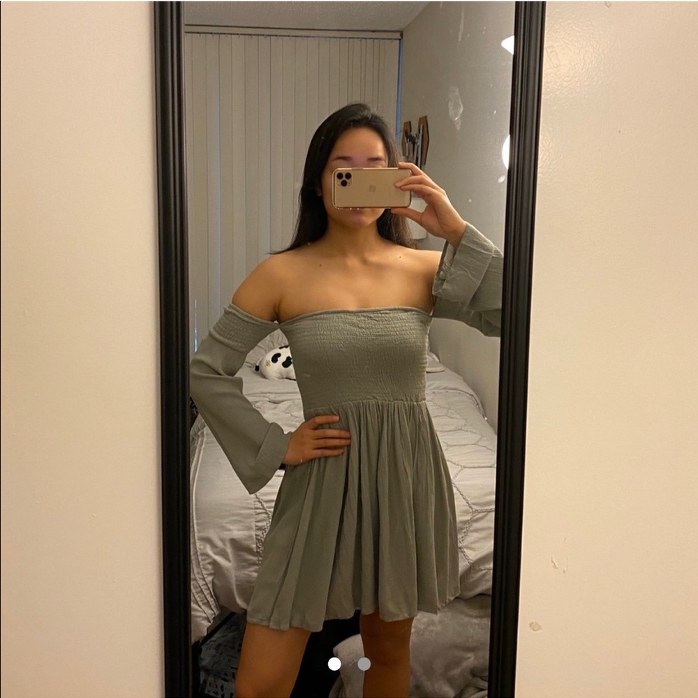Tobi Off The Shoulder Dress